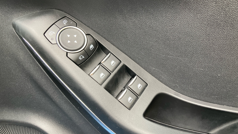 Ford Puma 1.0 EcoBoost Hybrid mHEV 155 Titanium 5dr Petrol Hatchback